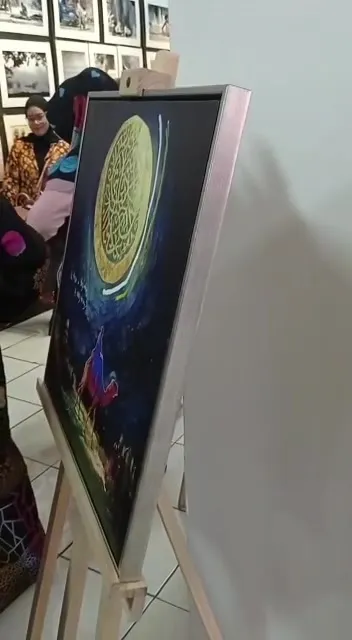 Pameran Lukisan Denny JA dan pelukis negara lain di acara IMLF, Sumbar 22-27 Feb 2023. (3)