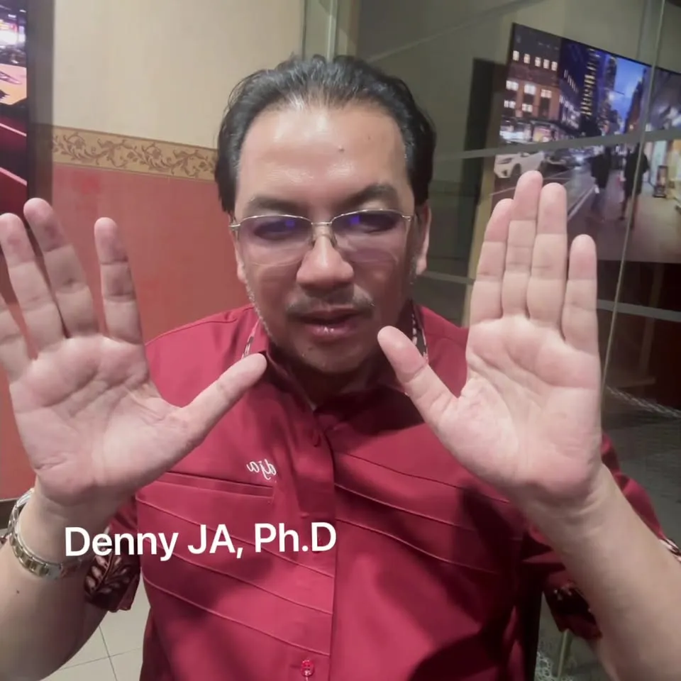 #Ekspresi Data Denny JA