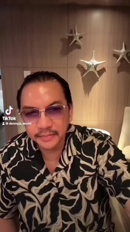 Denny JA: Kecewa Atau Masih Percaya Jokowi? Merespon Goenawan Mohamad