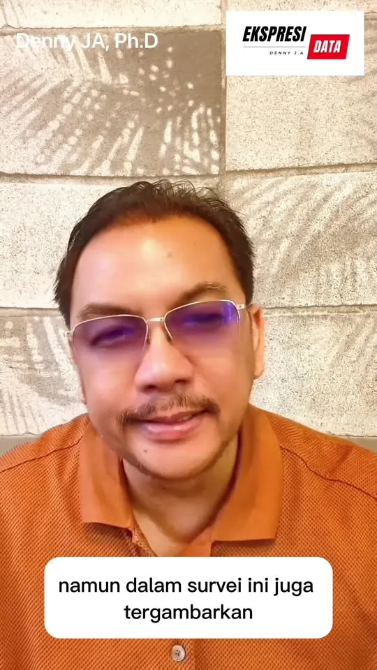 Denny JA: Jokowi Masih Sangat Populer dan Efek Elektoralnya